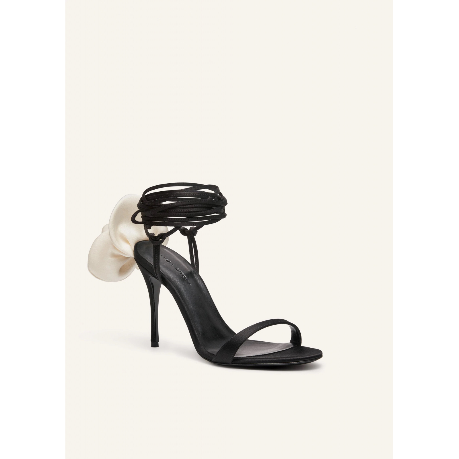 Buty na obcasie