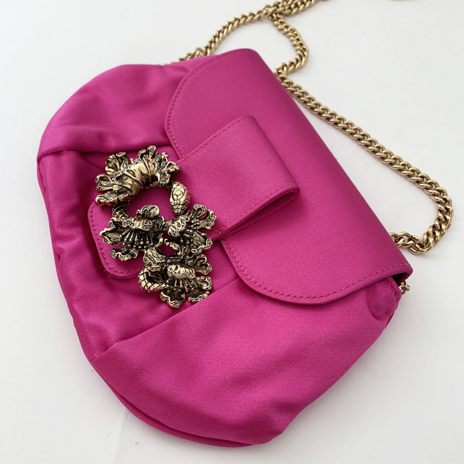 Elegancka pochette z jedwabiu
