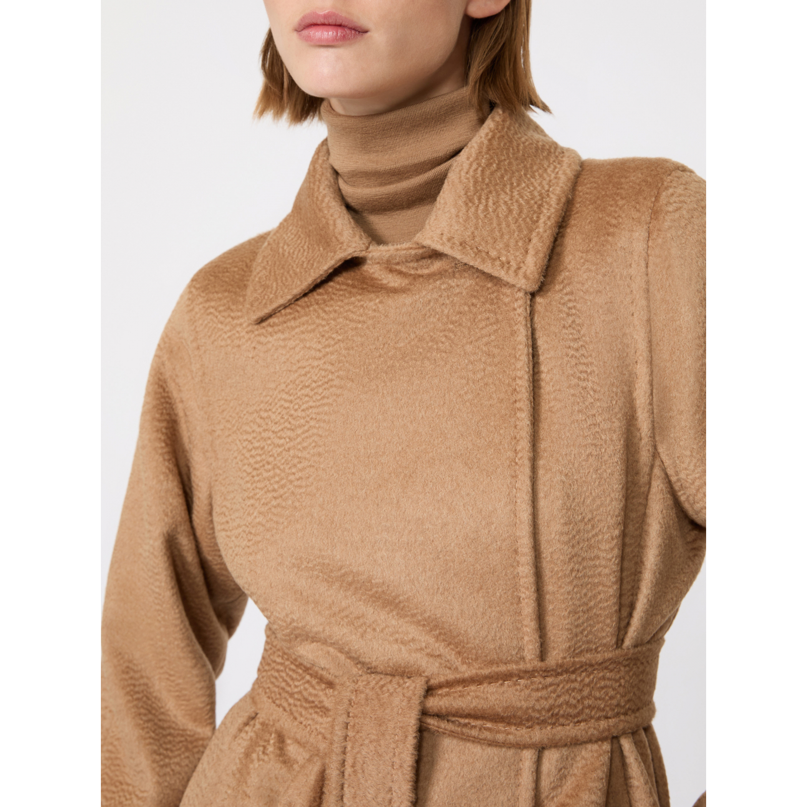 Płaszcz z włosia wielbłąda