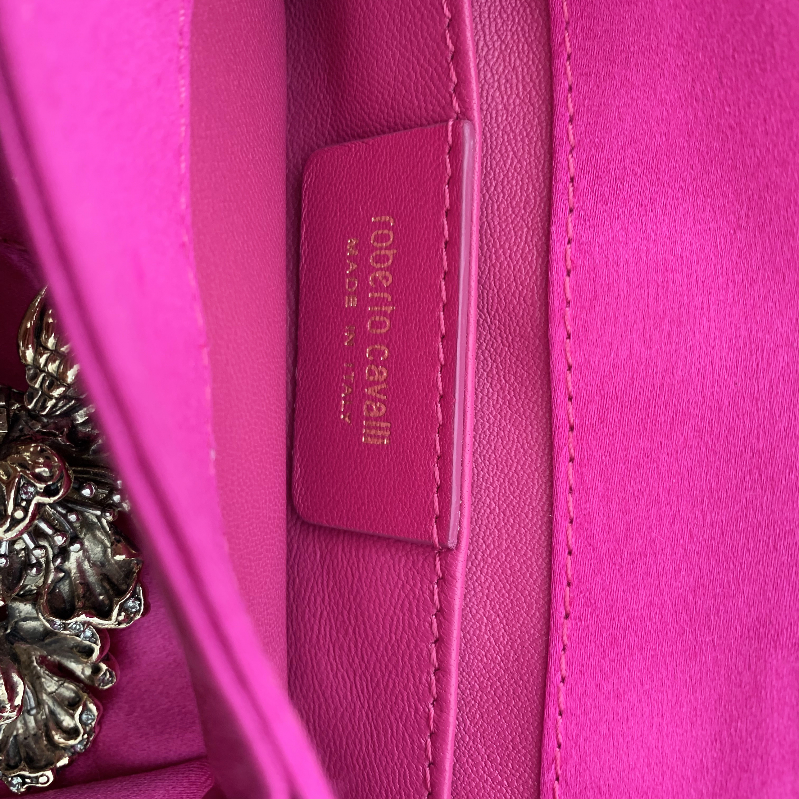 Elegancka pochette z jedwabiu