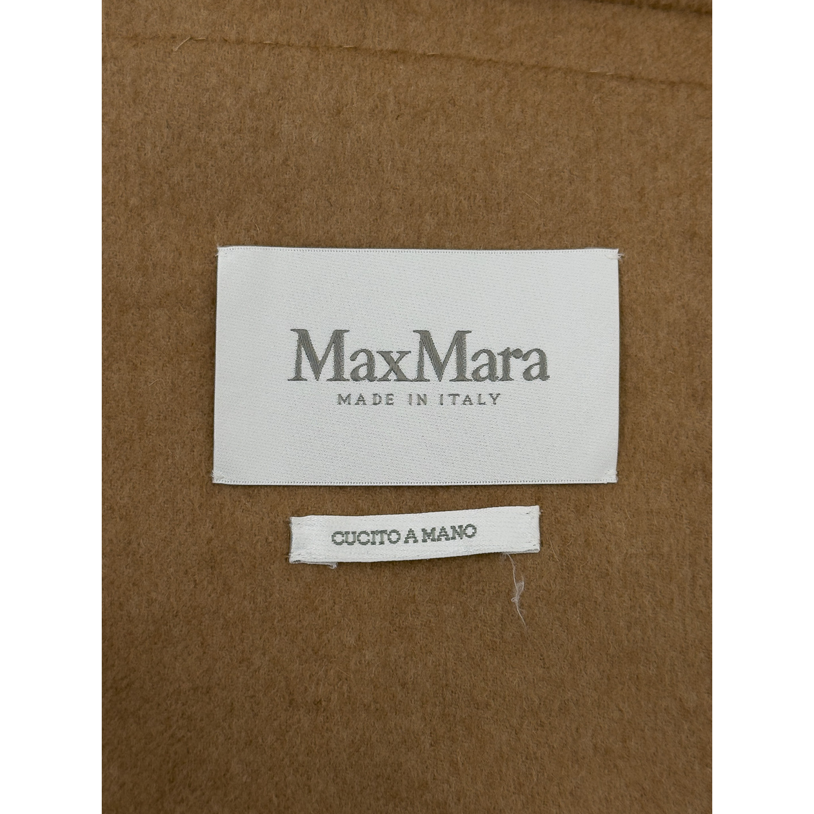 Płaszcz z włosia wielbłąda