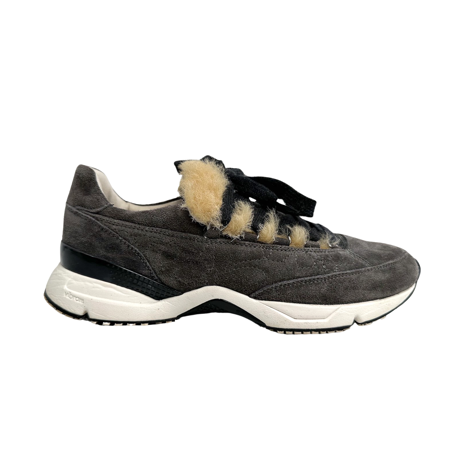 Zamszowe sneakersy