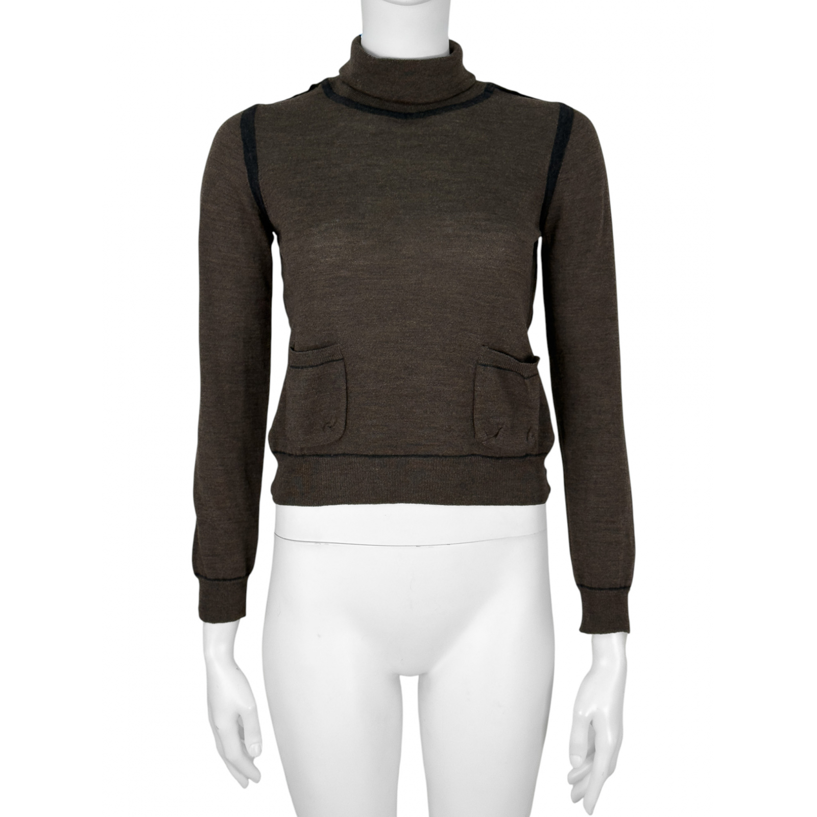 Wełniany sweter z golfem