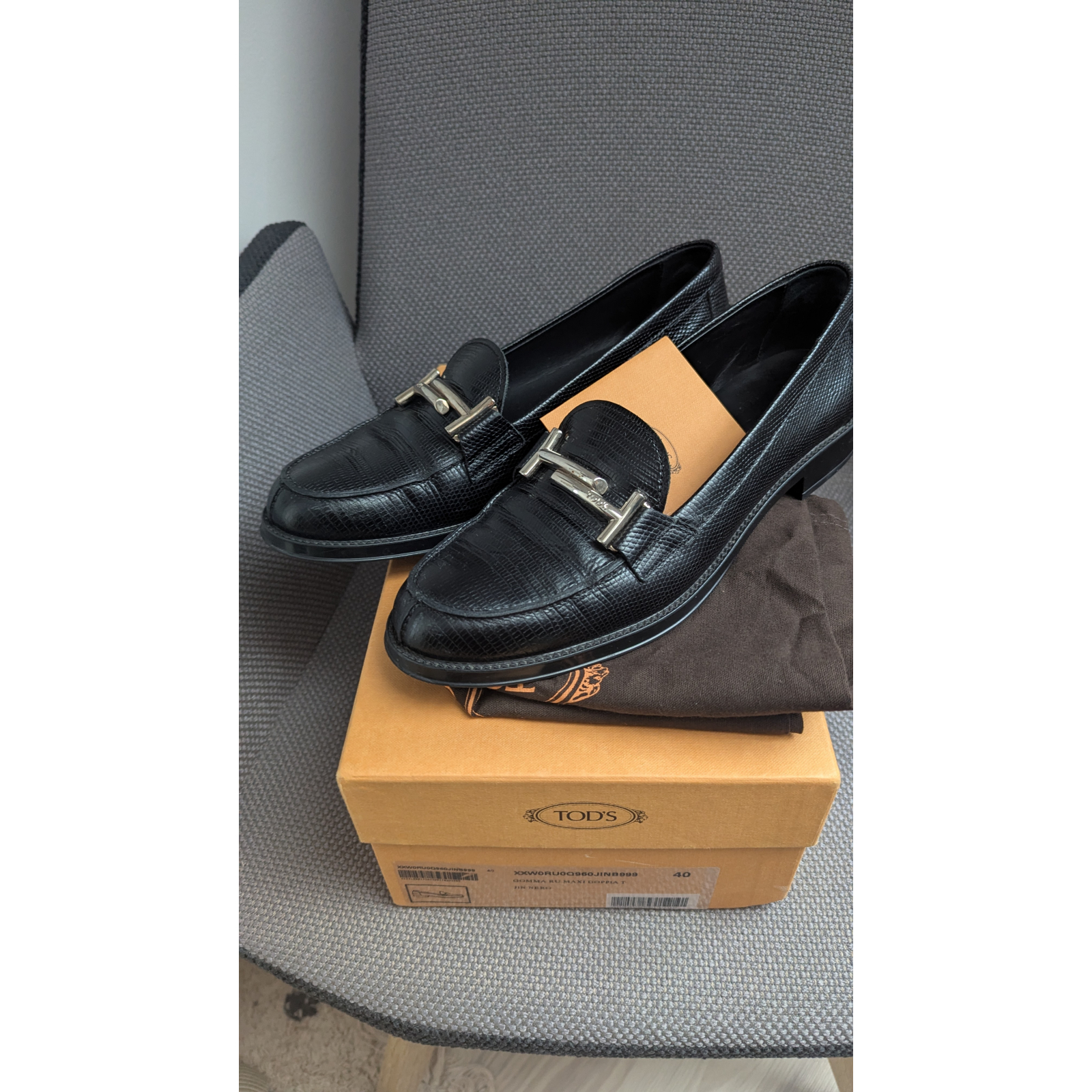 Tod's skórzane loafersy