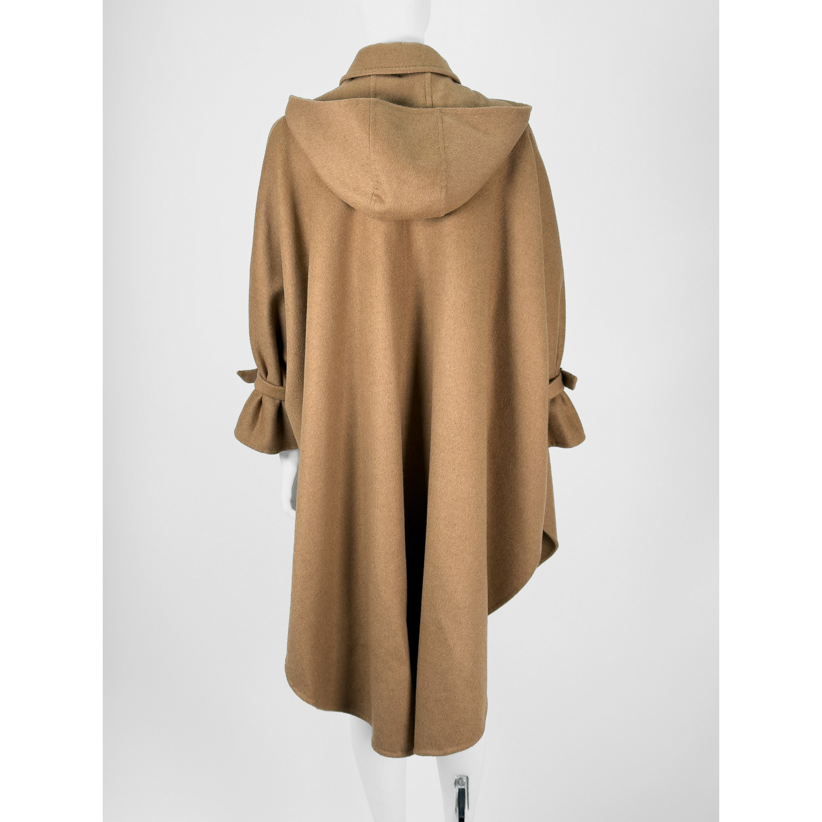 Płaszcz z włosia wielbłąda