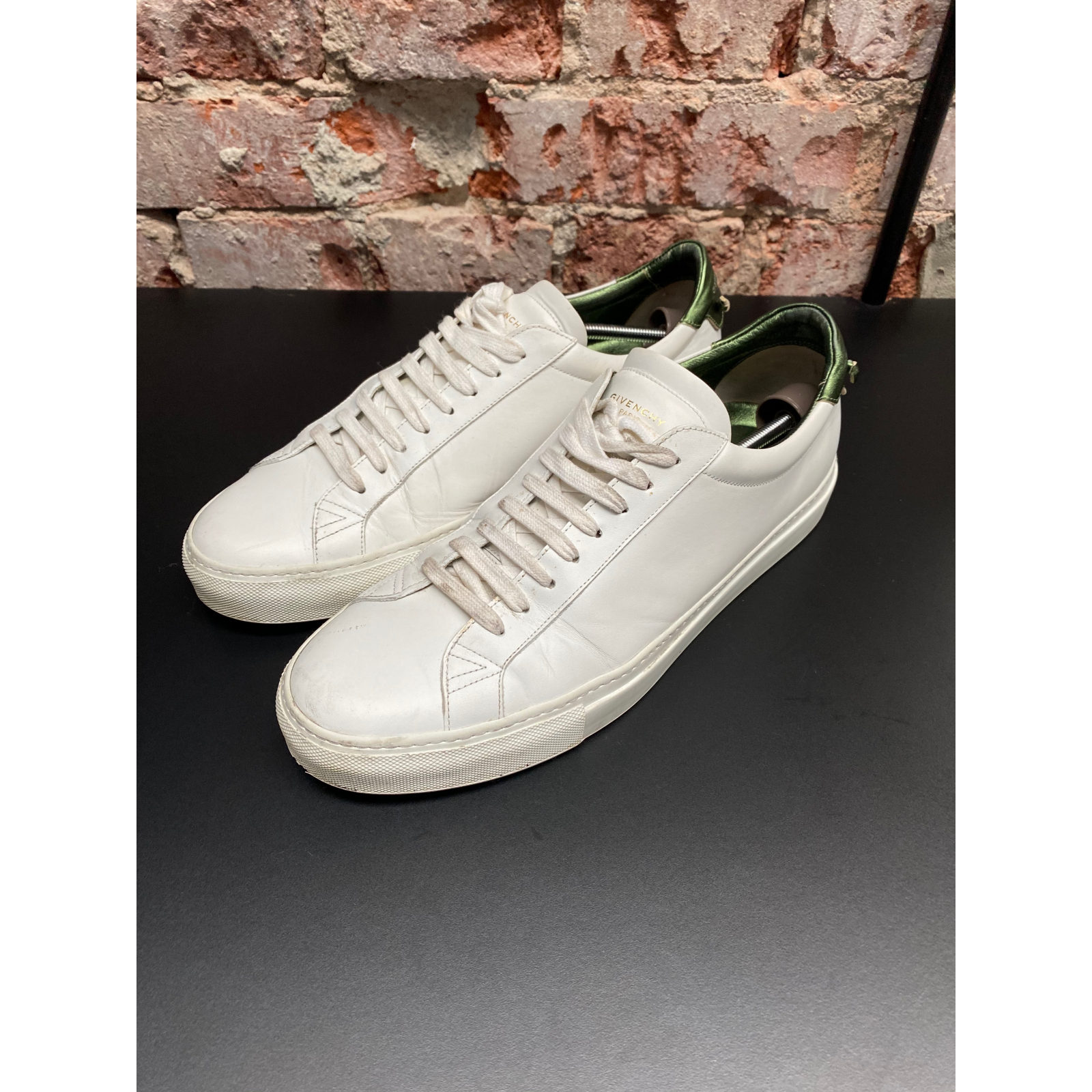 Buty
