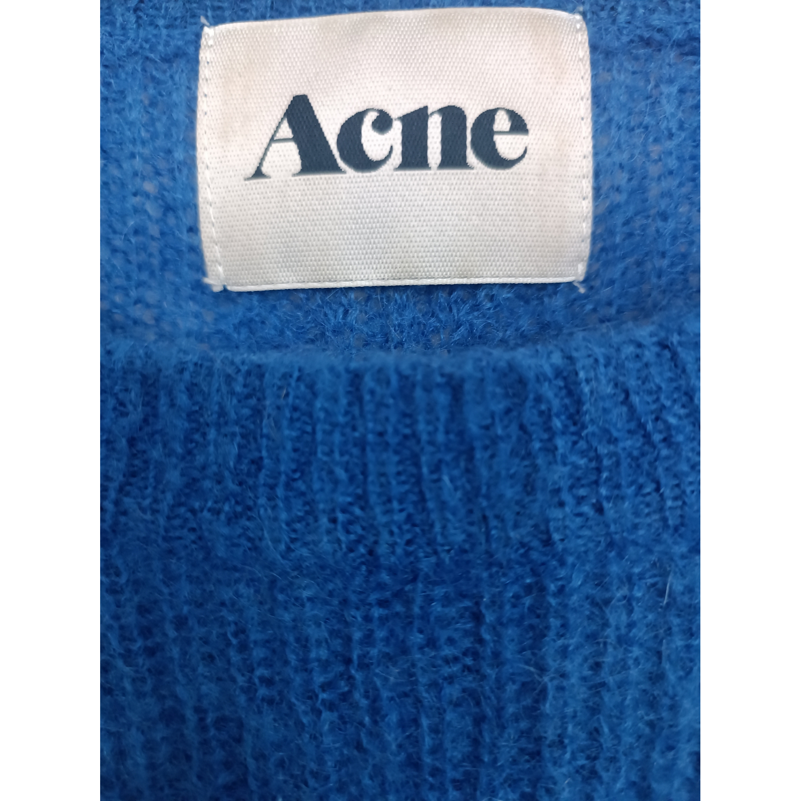 ACNE
