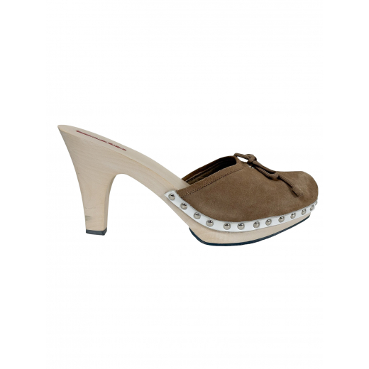 Buty na drewnianym obcasie