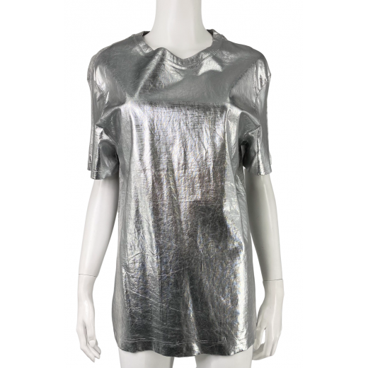 T- shirt